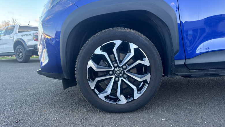 Toyota Yaris Cross 1.5 Hybrid Design 5dr CVT Hybrid Estate